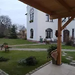 Liduska S Kavarnou 3* Bechyně