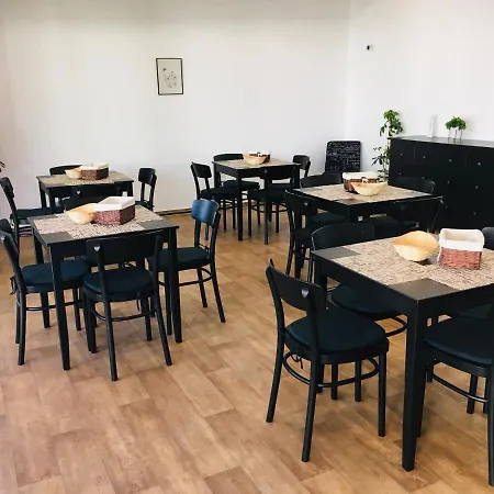 Liduska S Kavarnou Penzion