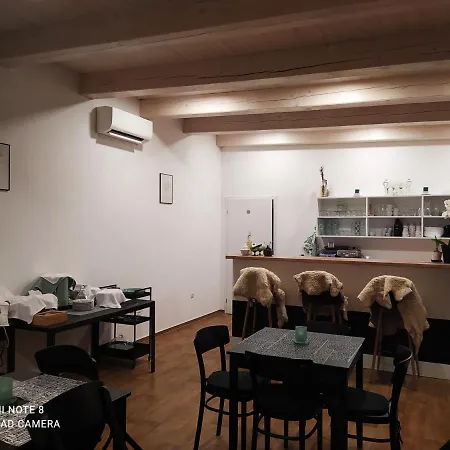 Liduska S Kavarnou Penzion