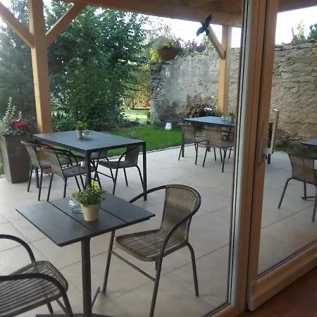 Liduška S Restaurací Bechyně