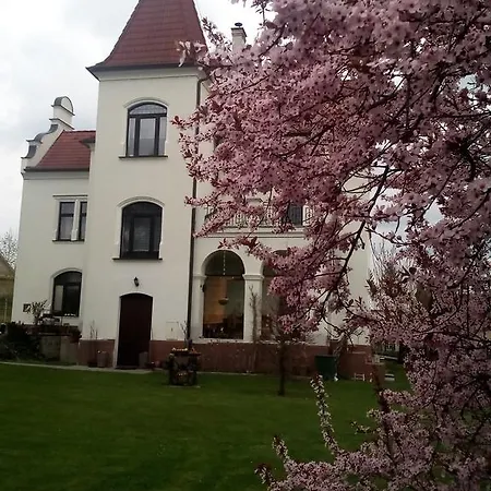 Penzion Liduska S Kavarnou