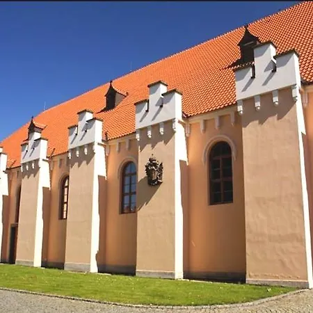 Liduska S Kavarnou 3* Bechyně