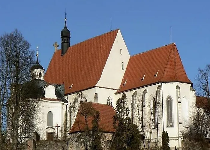 Liduska S Kavarnou Pensjonat Bechyně